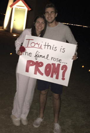 Alec Minielly coordinates a Bachelorette Rose Ceremony Promposal for Tori Lynn